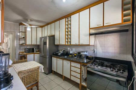 Apartamento para alugar com 301m², 3 quartos e 3 vagasCozinha 