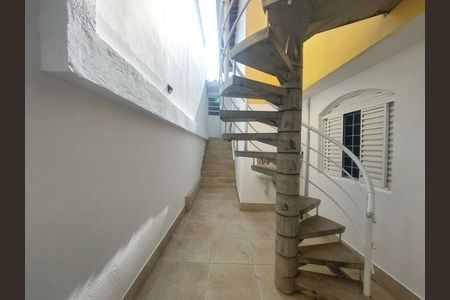 Quintal de casa para alugar com 3 quartos, 113m² em Jardim Satelite, São Paulo