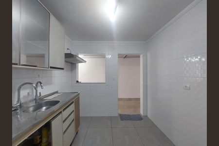 Cozinha de casa para alugar com 3 quartos, 113m² em Jardim Satelite, São Paulo