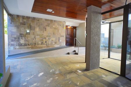 Apartamento à venda com 70m², 2 quartos e 1 vaga Apartamento à venda com 70m², 2 quartos e 1 vagaHall de entrada