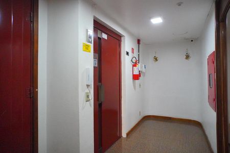 Apartamento à venda com 70m², 2 quartos e 1 vaga Apartamento à venda com 70m², 2 quartos e 1 vagaHall de entrada