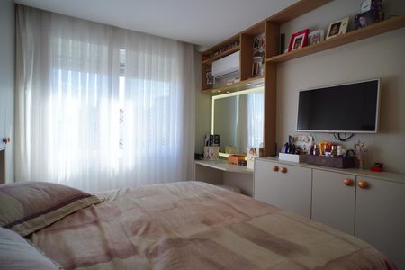 Apartamento à venda com 70m², 2 quartos e 1 vaga Apartamento à venda com 70m², 2 quartos e 1 vagaQuarto