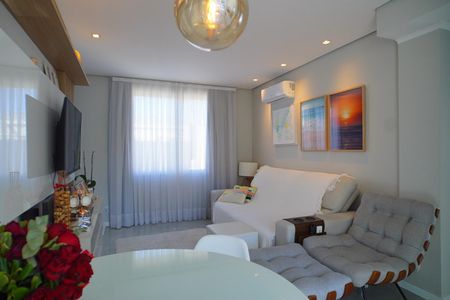 Apartamento à venda com 70m², 2 quartos e 1 vaga Apartamento à venda com 70m², 2 quartos e 1 vagaSala
