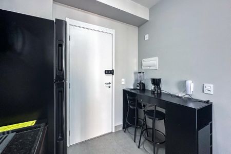 Studio à venda com 30m², 1 quarto e sem vaga Studio à venda com 30m², 1 quarto e sem vagaCozinha