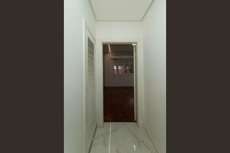 Apartamento à venda com 97m², 2 quartos e sem vagaCorredor