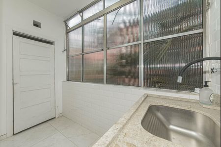 Apartamento à venda com 97m², 2 quartos e sem vagaLavanderia