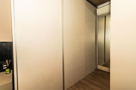 Apartamento para alugar com 70m², 1 quarto e 1 vaga Apartamento para alugar com 70m², 1 quarto e 1 vagaCloset do Quarto