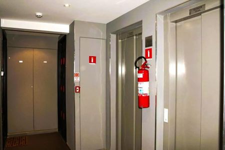 Apartamento para alugar com 70m², 1 quarto e 1 vaga Apartamento para alugar com 70m², 1 quarto e 1 vagaHall Elevador