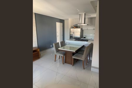 Apartamento à venda com 67m², 2 quartos e 2 vagas Apartamento à venda com 67m², 2 quartos e 2 vagasSala