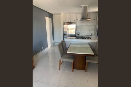 Apartamento à venda com 67m², 2 quartos e 2 vagas Apartamento à venda com 67m², 2 quartos e 2 vagasSala