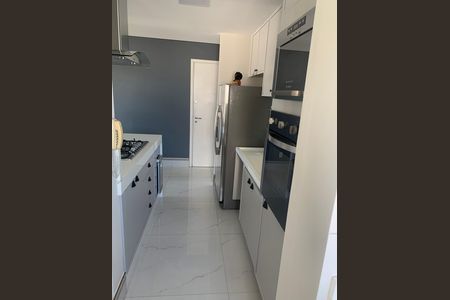 Apartamento à venda com 67m², 2 quartos e 2 vagas Apartamento à venda com 67m², 2 quartos e 2 vagasCozinha
