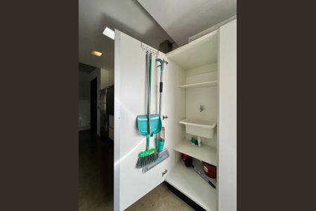 Apartamento à venda com 70m², 1 quarto e 1 vaga Apartamento à venda com 70m², 1 quarto e 1 vagaÁrea de Serviço