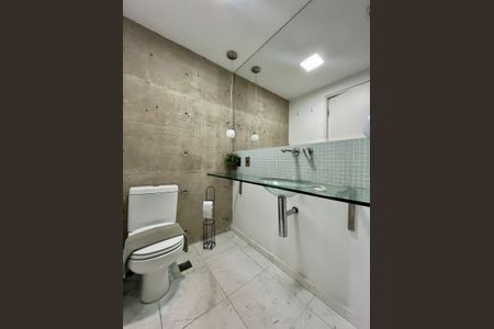 Apartamento à venda com 70m², 1 quarto e 1 vaga Apartamento à venda com 70m², 1 quarto e 1 vagaBanheiro
