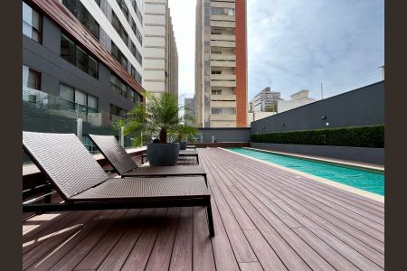 Apartamento à venda com 70m², 1 quarto e 1 vaga Apartamento à venda com 70m², 1 quarto e 1 vagaÁrea comum - Piscina