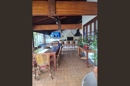 Casa de condomínio à venda com 521m², 5 quartos e 8 vagas