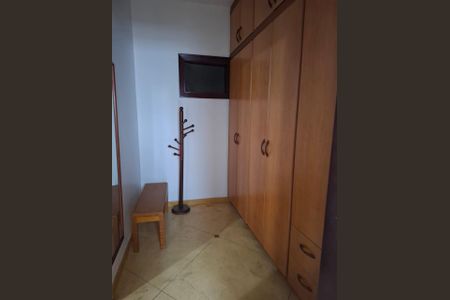 Casa de condomínio à venda com 521m², 5 quartos e 8 vagas