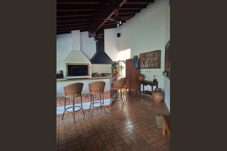 Casa de condomínio à venda com 521m², 5 quartos e 8 vagas