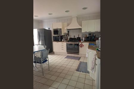 Casa de condomínio à venda com 521m², 5 quartos e 8 vagas