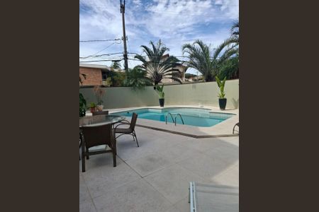 Casa de condomínio à venda com 521m², 5 quartos e 8 vagas