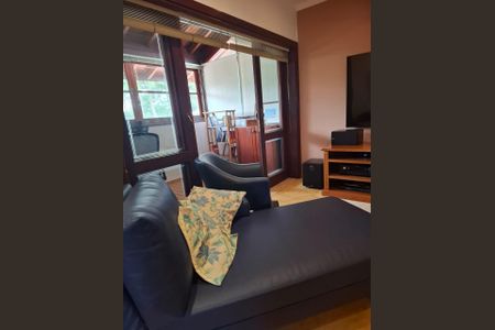 Casa de condomínio à venda com 521m², 5 quartos e 8 vagas