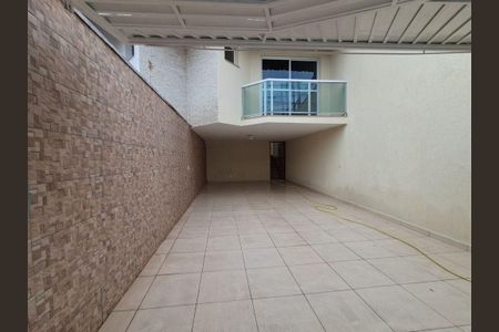 Casa à venda com 144m², 3 quartos e 4 vagas