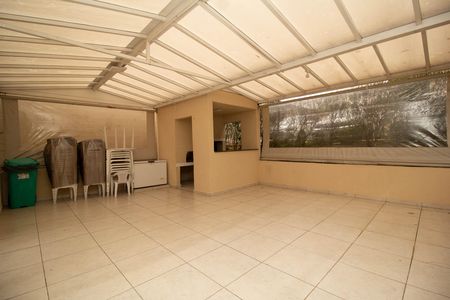 Apartamento para alugar com 43m², 2 quartos e sem vaga Apartamento para alugar com 43m², 2 quartos e sem vagaÁrea comum - Churrasqueira