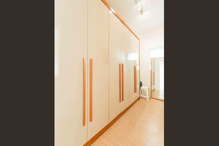 Casa à venda com 3 quartos, 300m² em Parque Sinai, Santana de Parnaíba