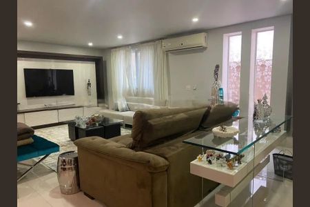Casa de Condomínio à venda com 4 quartos, 350m² em Jardim Morumbi, São Paulo