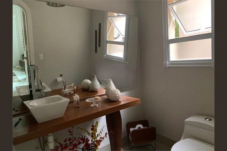 Casa de condomínio à venda com 350m², 4 quartos e 4 vagas