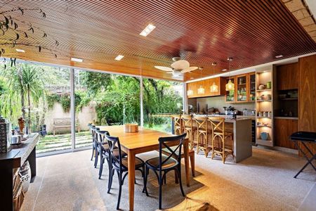 Casa de Condomínio à venda com 4 quartos, 290m² em Jardim Morumbi, São Paulo