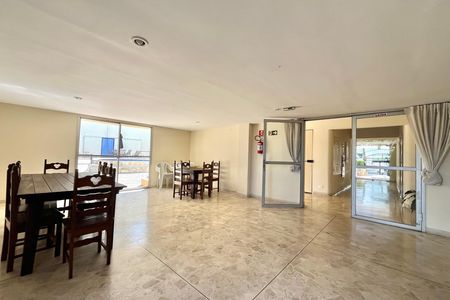 Apartamento para alugar com 60m², 2 quartos e 1 vaga Apartamento para alugar com 60m², 2 quartos e 1 vagaÁrea comum - Salão de festas