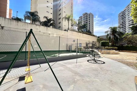 Apartamento para alugar com 60m², 2 quartos e 1 vaga Apartamento para alugar com 60m², 2 quartos e 1 vagaÁrea comum - Playground