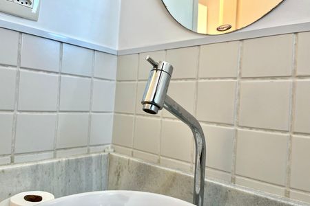 Apartamento para alugar com 60m², 2 quartos e 1 vaga Apartamento para alugar com 60m², 2 quartos e 1 vagaBanheiro