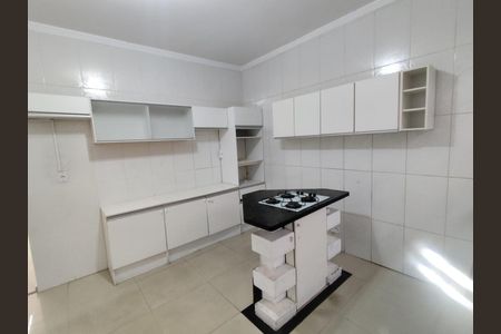 Casa para alugar com 160m², 3 quartos e 3 vagas Casa para alugar com 160m², 3 quartos e 3 vagasCozinha