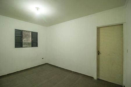 Quarto 2 de casa para alugar com 2 quartos, 40m² em Jardim Jaragua, São Paulo