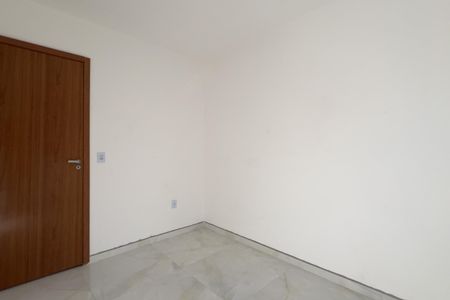 Quarto 1 de apartamento para alugar com 2 quartos, 42m² em Vila Alzira, Guarulhos
