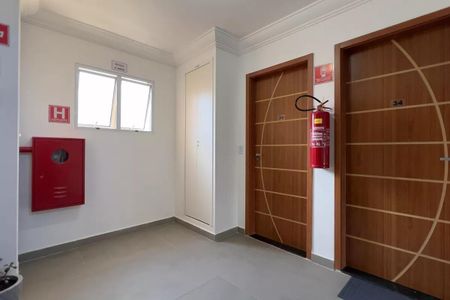 Apartamento para alugar com 42m², 2 quartos e 1 vaga Apartamento para alugar com 42m², 2 quartos e 1 vagaHall de entrada