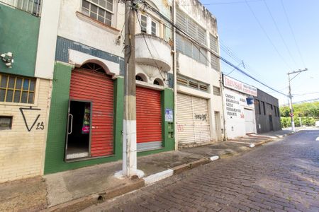 Casa para alugar com 350m², 3 quartos e sem vaga