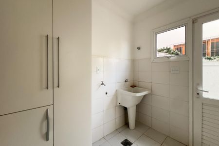 Casa de condomínio para alugar com 400m², 4 quartos e 4 vagas