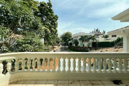 Casa de condomínio para alugar com 400m², 4 quartos e 4 vagas