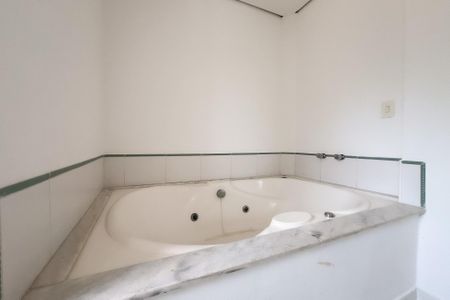 Casa de condomínio para alugar com 400m², 4 quartos e 4 vagas