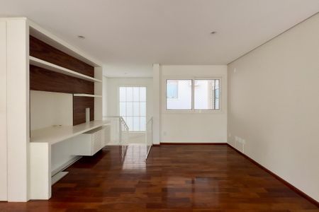 Casa de condomínio para alugar com 400m², 4 quartos e 4 vagas