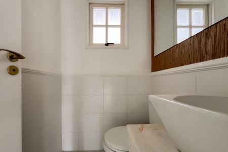 Casa de condomínio para alugar com 400m², 4 quartos e 4 vagas