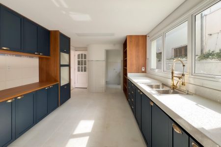 Casa de condomínio para alugar com 400m², 4 quartos e 4 vagas