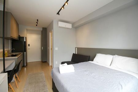 Studio à venda com 30m², 1 quarto e sem vaga Studio à venda com 30m², 1 quarto e sem vagaStudio