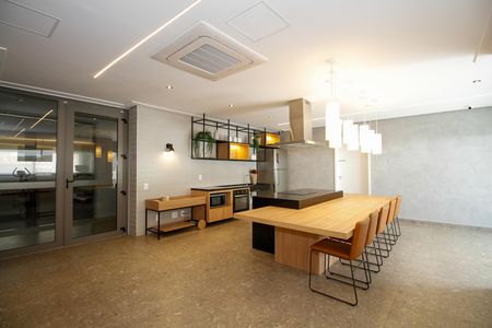 Studio à venda com 30m², 1 quarto e sem vaga Studio à venda com 30m², 1 quarto e sem vagaÁrea Comum - Salão de Festas