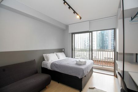 Studio de kitnet/studio para alugar com 1 quarto, 30m² em Pinheiros, São Paulo