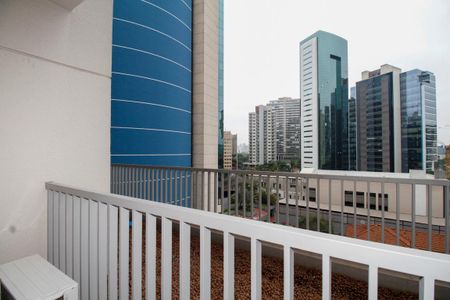 Studio à venda com 30m², 1 quarto e sem vaga Studio à venda com 30m², 1 quarto e sem vagaVaranda