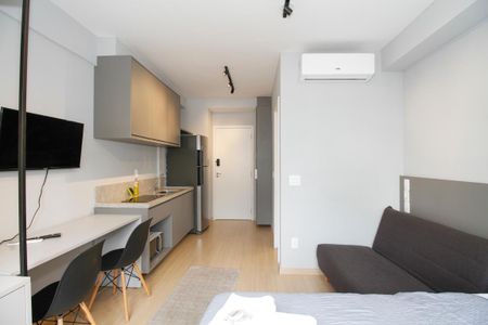 Studio à venda com 30m², 1 quarto e sem vaga Studio à venda com 30m², 1 quarto e sem vagaStudio