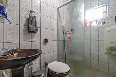 Casa à venda com 120m², 3 quartos e 2 vagas Casa à venda com 120m², 3 quartos e 2 vagasBanheiro 2